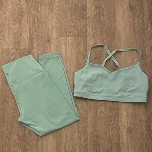 Athleta Transcend 7/8 Leggings and Elation Bra Activewear Set - Size M